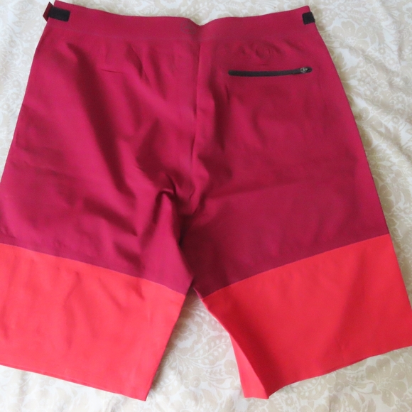 aether coastal dark poppy board shorts sz 33 NWT in package unopened - Picture 2 of 7